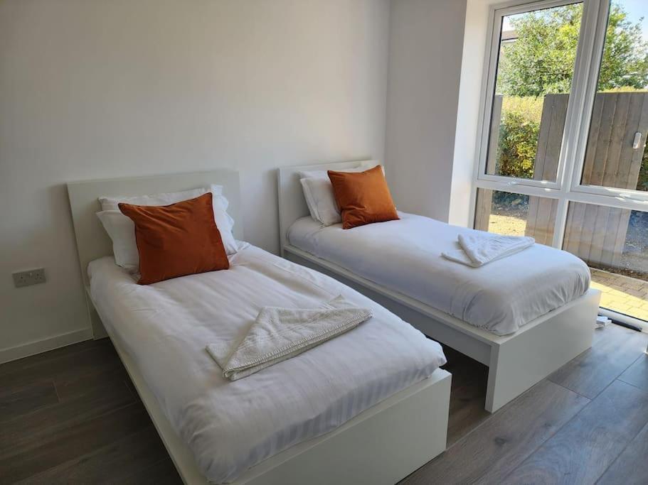Paradigm Court, Modern 3-Bedroom Flat 1, Oxford Eksteriør bilde