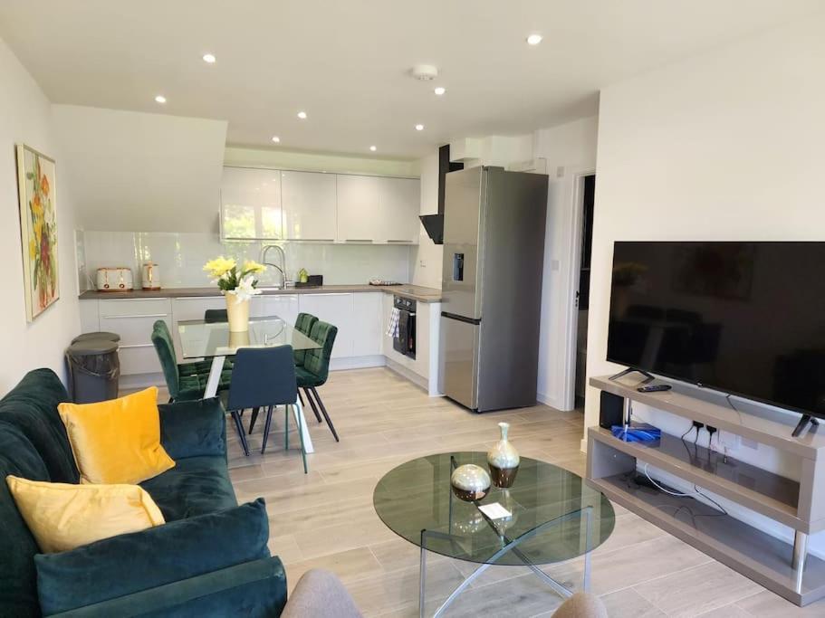 Paradigm Court, Modern 3-Bedroom Flat 1, Oxford Eksteriør bilde